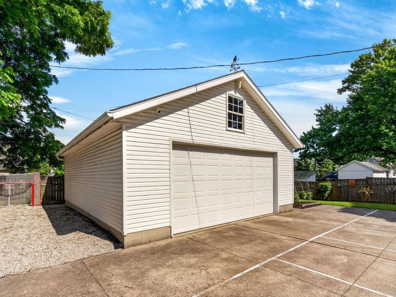 45 N Trine Street, Canal Winchester, OH 43110 Photo 39