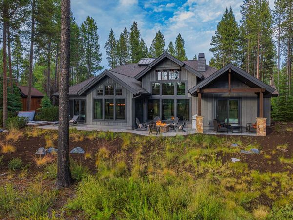 56240 Trailmere Circle, Bend, OR 97707
