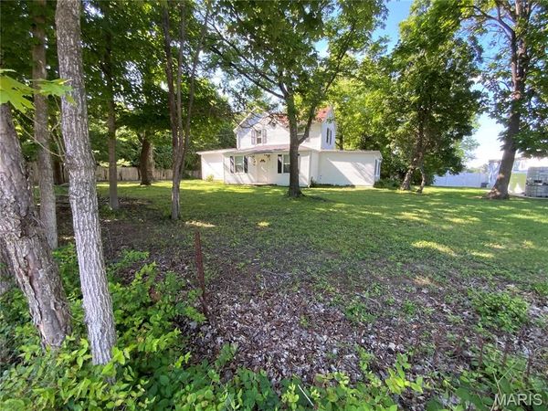17303 Manchester Road , Wildwood, MO 63038