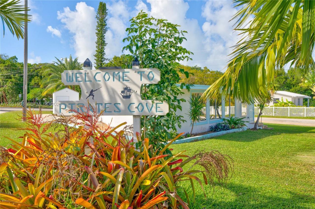 32 Pirates Dr , Key Largo, FL 33037 Photo