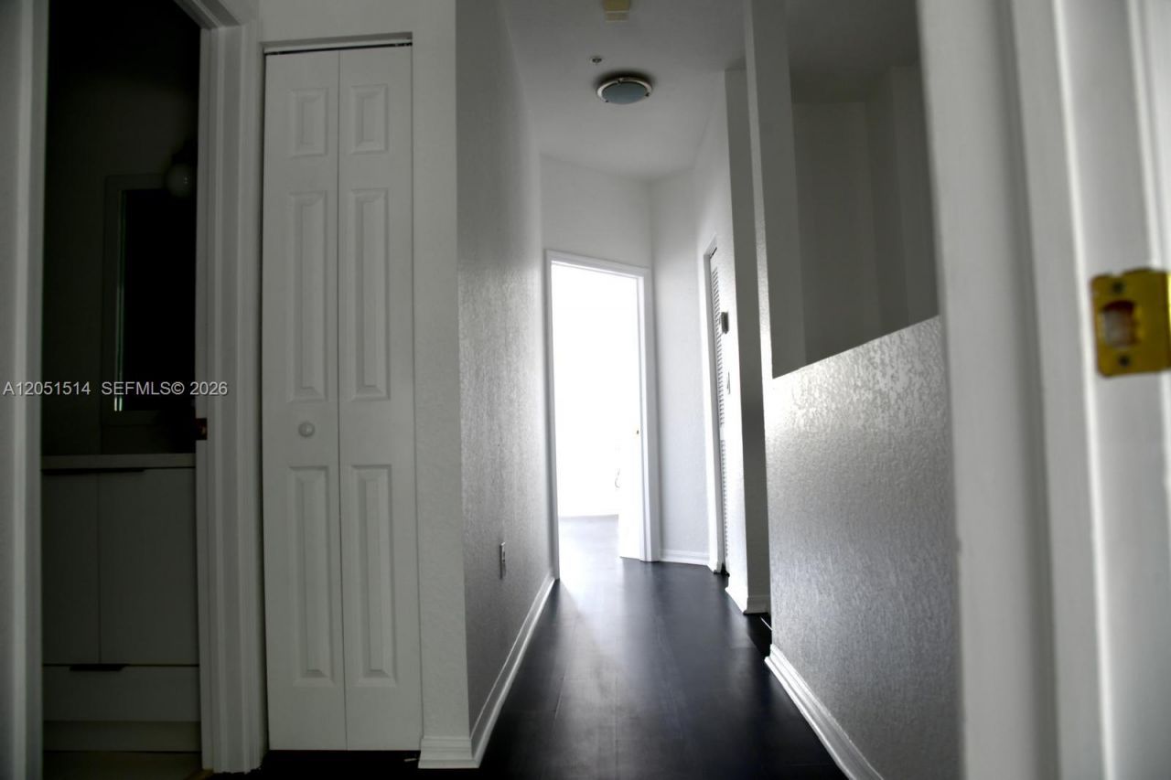 5670 NW 116th Ave, Unit 216, Doral, FL 33178 Photo