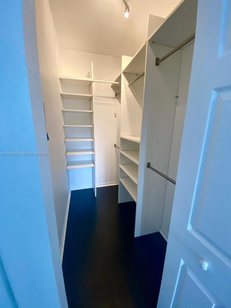 5670 NW 116th Ave, Unit 216, Doral, FL 33178 Photo
