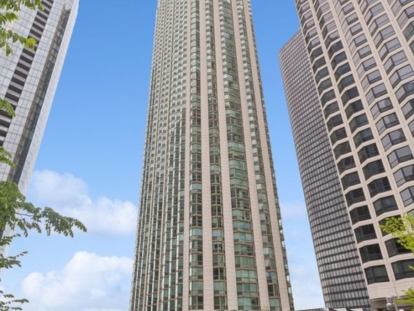 195 N Harbor Drive , Unit 801-809, Chicago, IL 60601