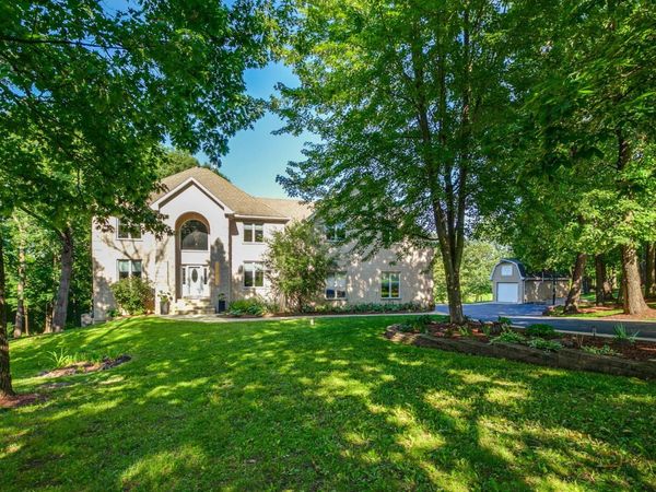 26577 N Fairfield Road, Wauconda, IL 60084