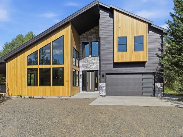 13120 Crane Shore Dr, Donnelly, ID 83615