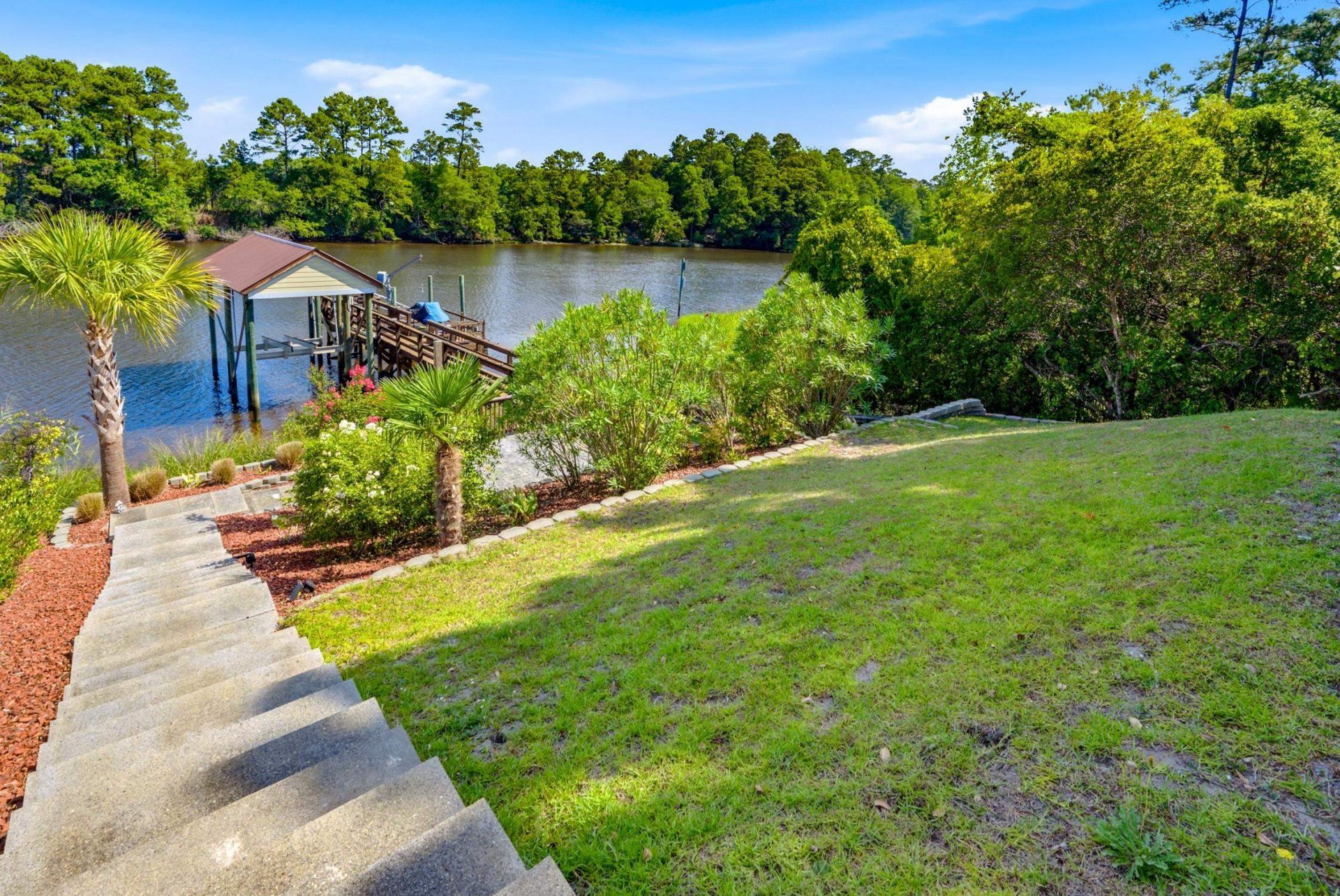 255 Palmetto Harbour Dr. Photo 53