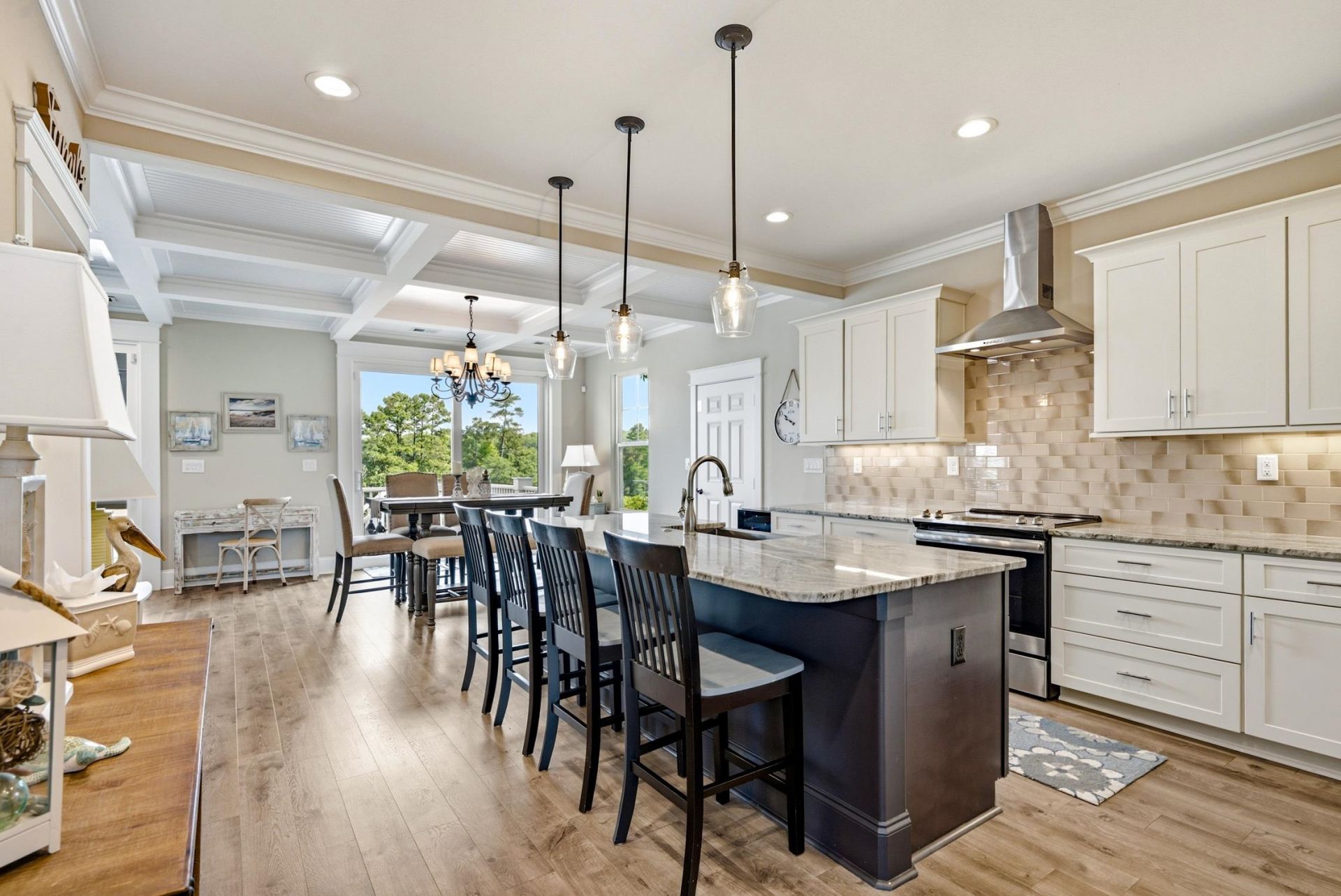 255 Palmetto Harbour Dr. Photo 8