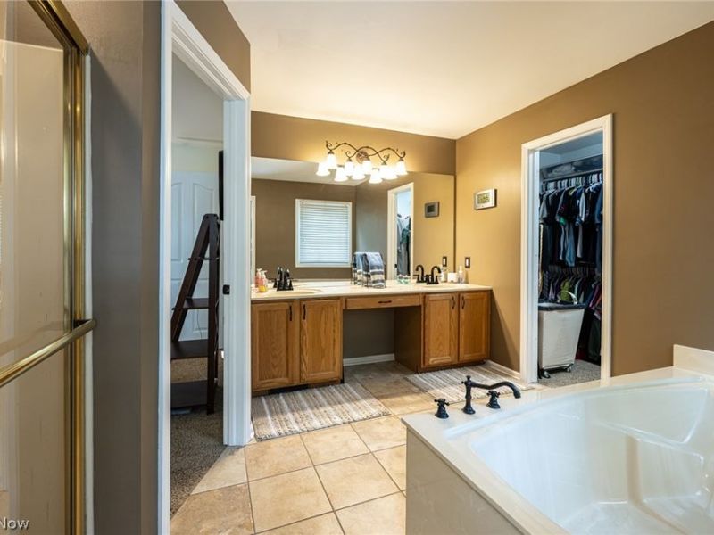 18717 Walnut Drive, Strongsville, OH 44149 Photo 22