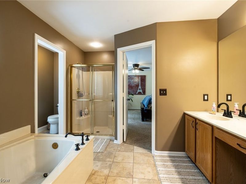 18717 Walnut Drive, Strongsville, OH 44149 Photo 23