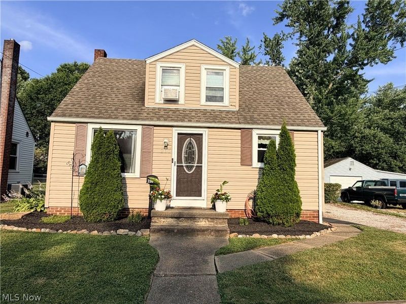 200 Genoa Avenue SW, Massillon, OH 44646 Photo 1