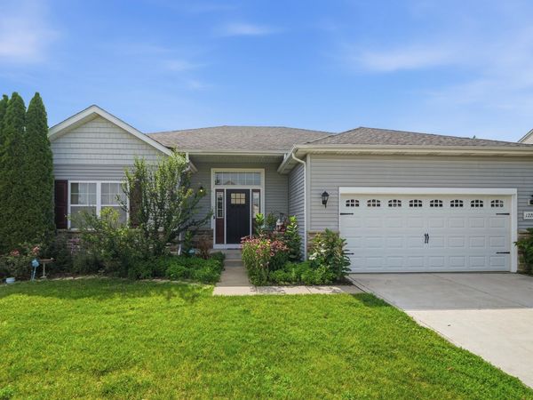 12284 Perry Street, Crown Point, IN 46307
