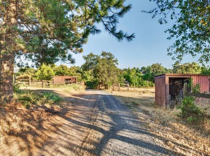 2341 Persimmon Ln, Newcastle, CA 95658 Photo