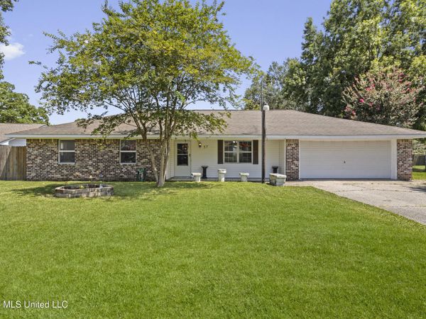 57 Opal Cove, Gulfport, MS 39503