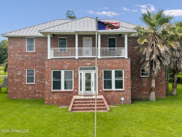2211 Beach Boulevard, Pascagoula, MS 39567