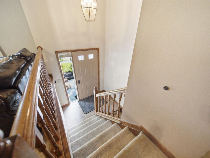 7893 Leaview Drive , Columbus, OH 43235 Photo 3
