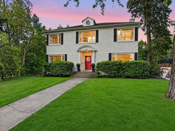 1703 S Upper Terrace Rd, Spokane, WA 99203