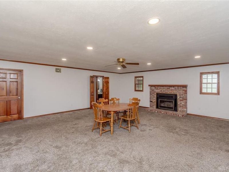 10035 Mallet Drive, Centerville, OH 45458 Photo 18