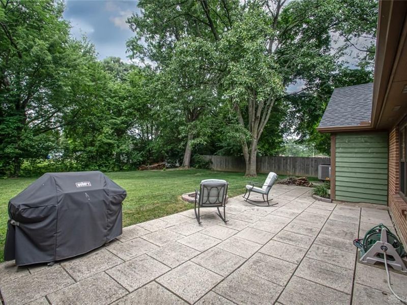 10035 Mallet Drive, Centerville, OH 45458 Photo 37