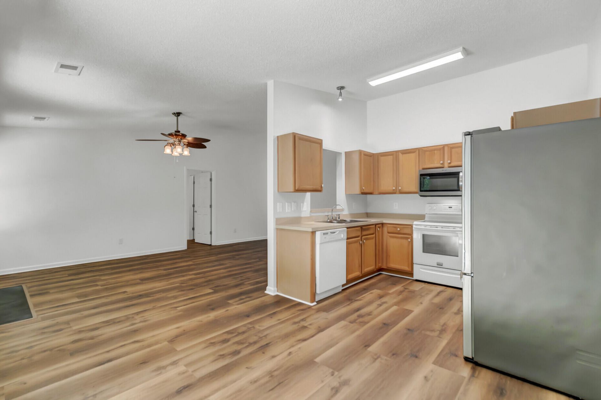295 Dunning Road Photo 9