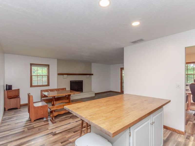 10035 Mallet Drive, Centerville, OH 45458 Photo 11