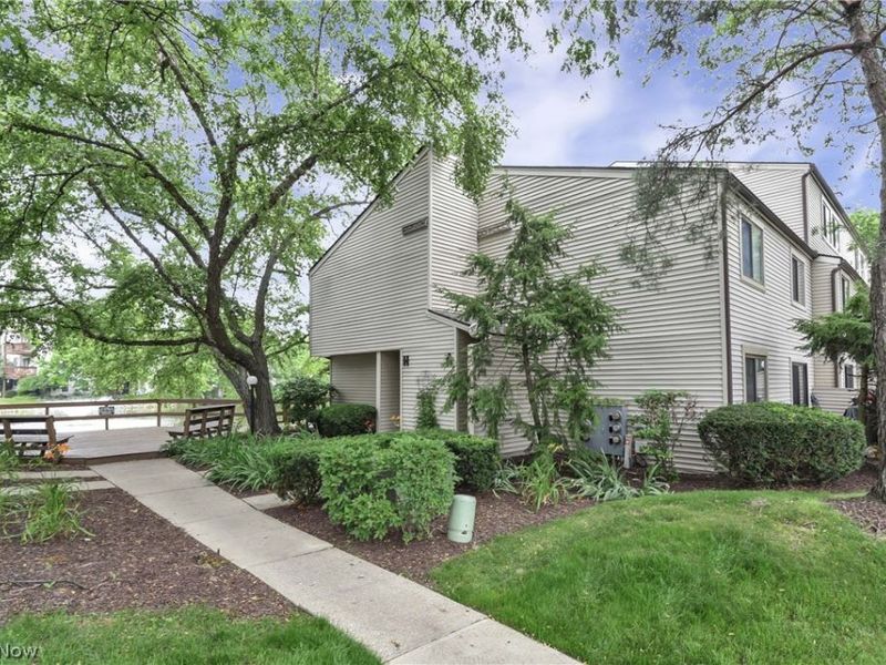 1420 Cedarwood Drive, Unit H, Westlake, OH 44145 Photo 28