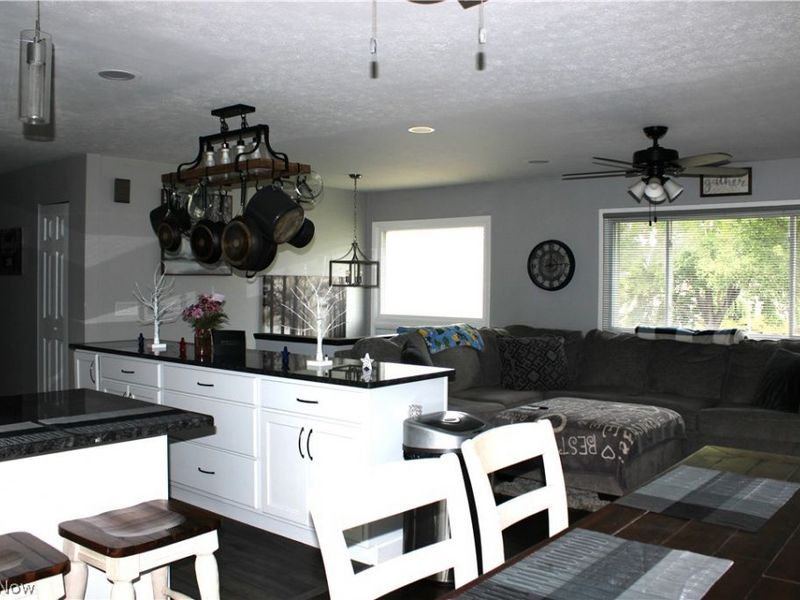 13605 Crestway Drive, Brook Park, OH 44142 Photo 10