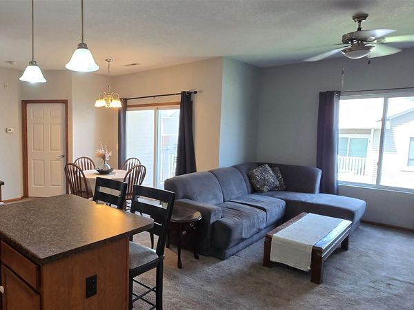 6030 Bremen Court, Unit 16, Johnston, IA 50131