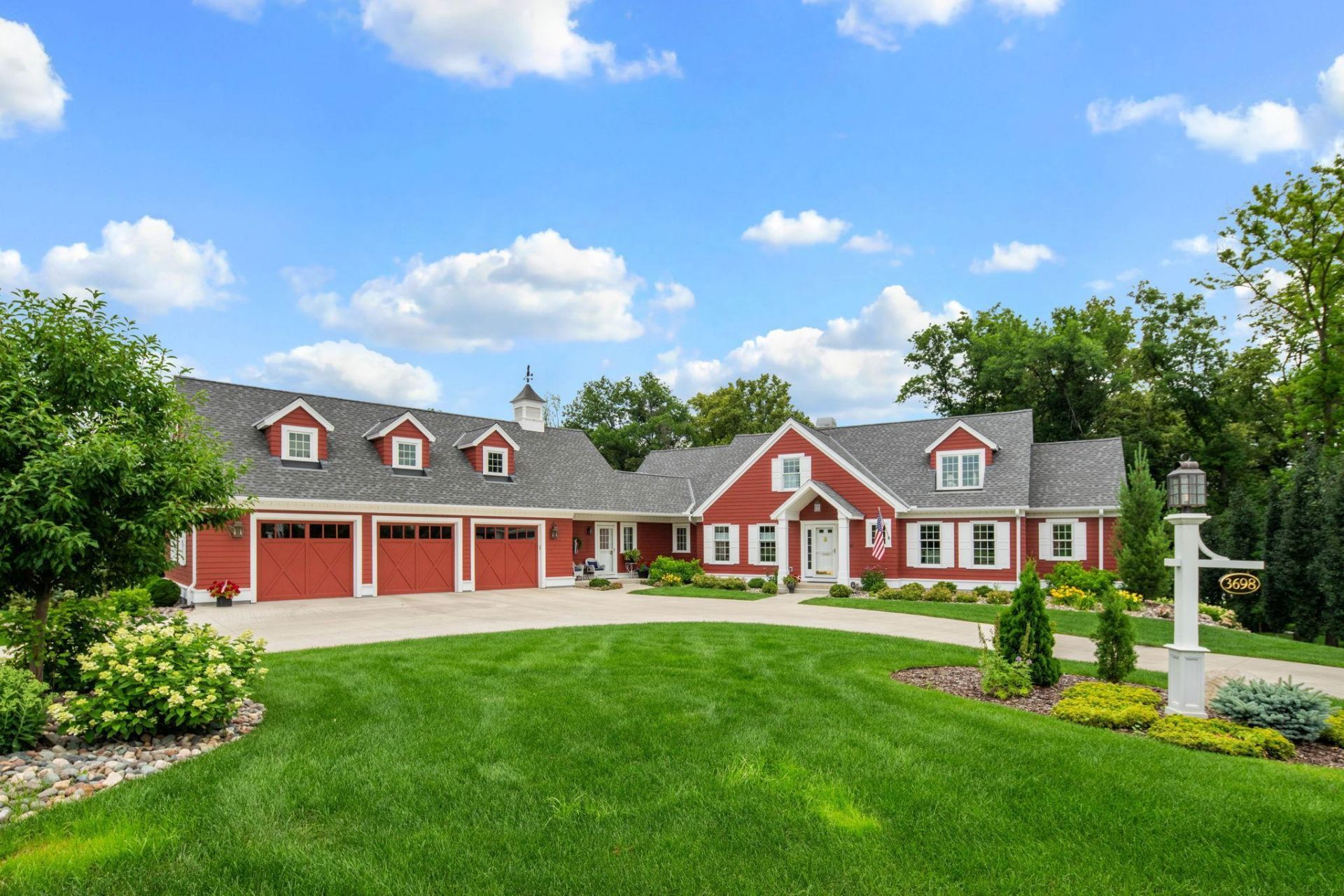 3698 Woodland Cove Parkway , Minnetrista, MN 55331