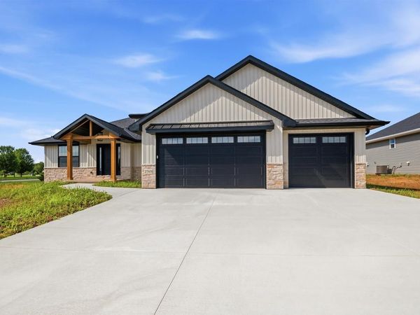 2749 STELOR DRIVE, Green Bay, WI 54311