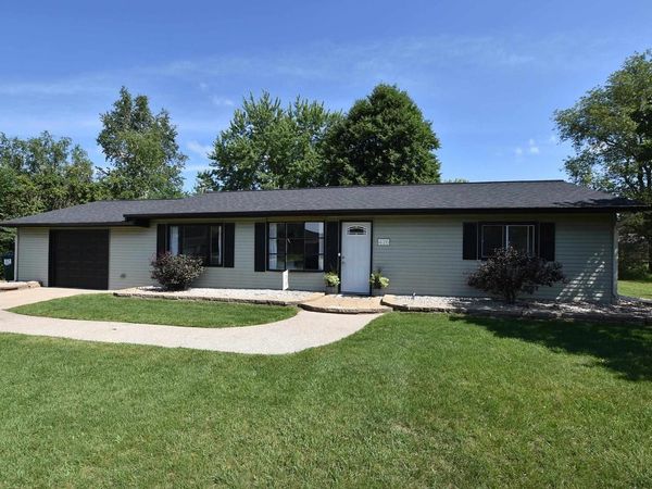 426 E GREEN MEADOW DRIVE, Wautoma, WI 54982