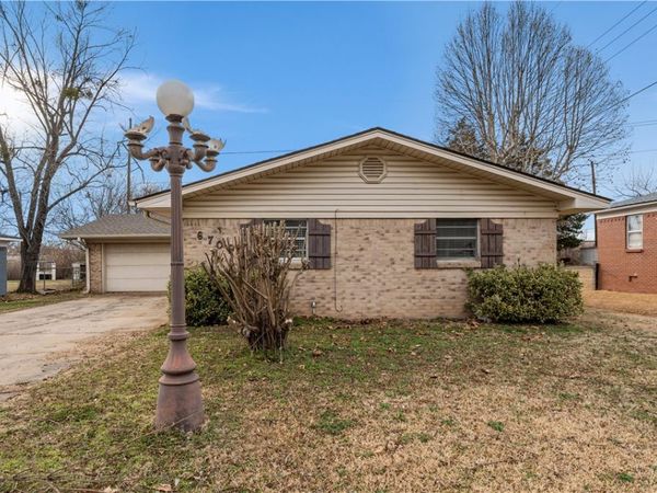 6700 S 6th Street, Fort Smith, AR 72908