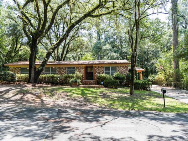 2103 Evergreen Drive , Tallahassee, FL 32303