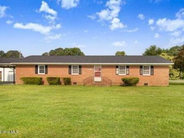 801 S Vance Street , Fremont, NC 27830