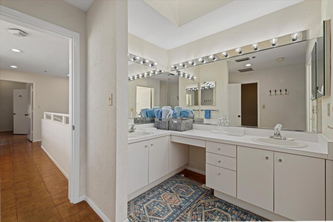 1928 Harbourside Drive , Unit 1402, Longboat Key, FL 34228 Photo