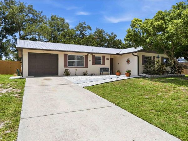 3718 WOODMONT DRIVE, SARASOTA, FL 34232