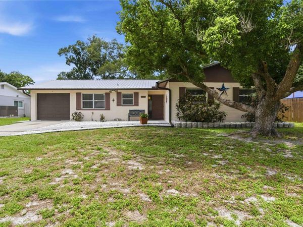 3718 WOODMONT DRIVE, SARASOTA, FL 34232