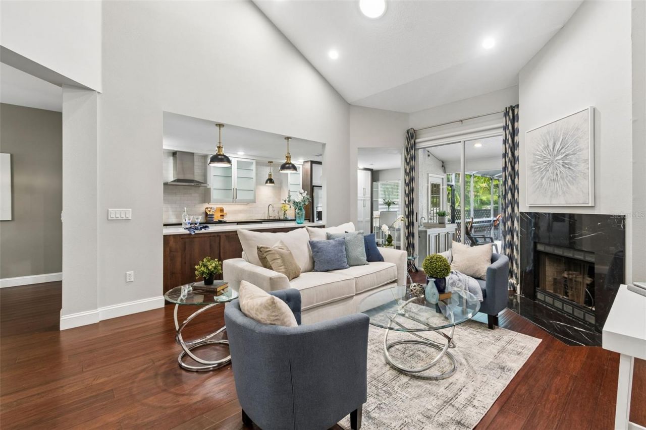 460 Date Palm Court Ne, Saint Petersburg, FL 33703 Photo