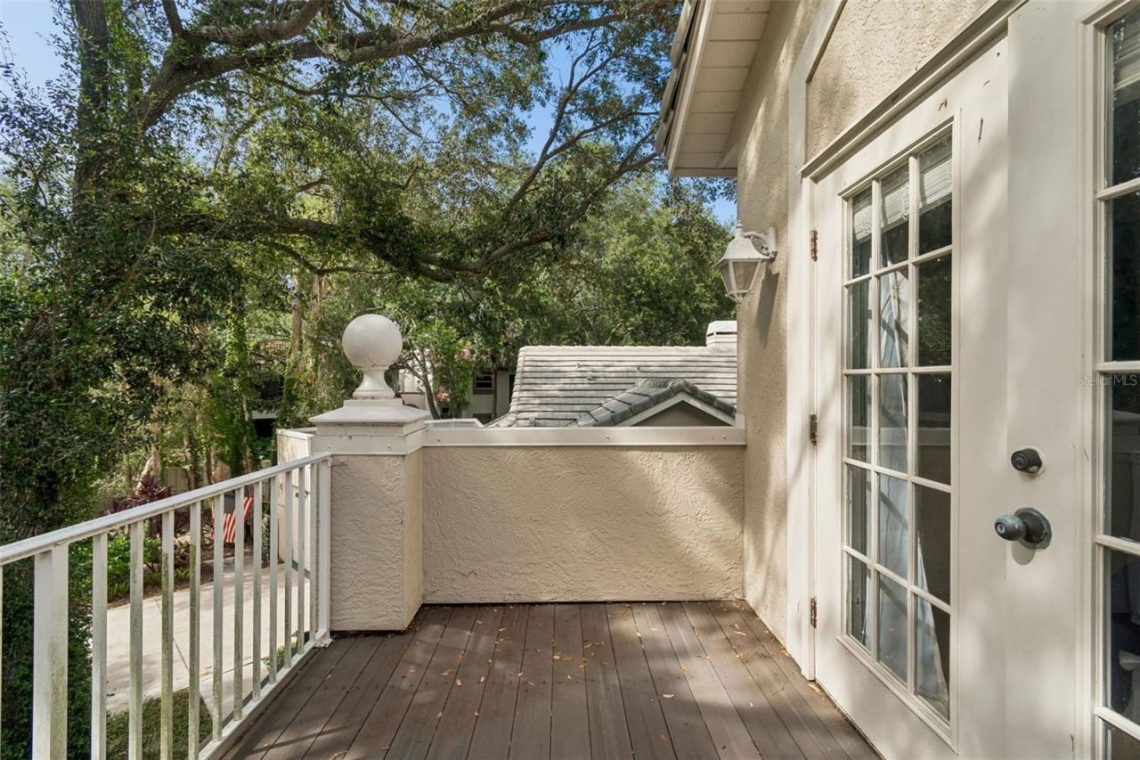 460 Date Palm Court Ne, Saint Petersburg, FL 33703 Photo