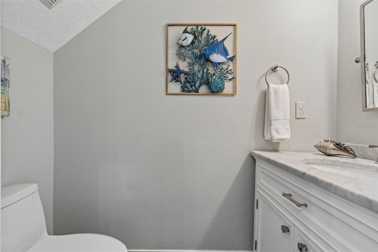 460 Date Palm Court Ne, Saint Petersburg, FL 33703 Photo