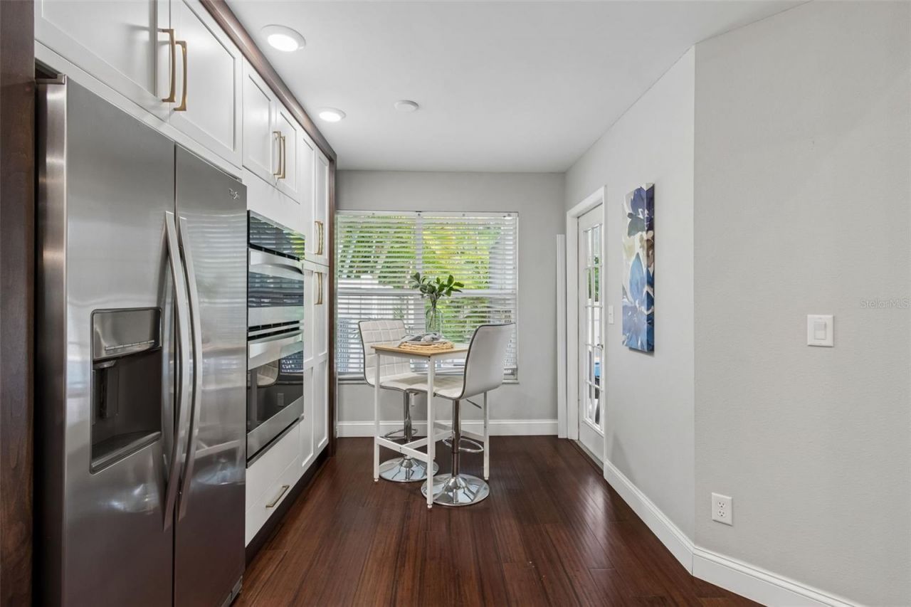 460 Date Palm Court Ne, Saint Petersburg, FL 33703 Photo