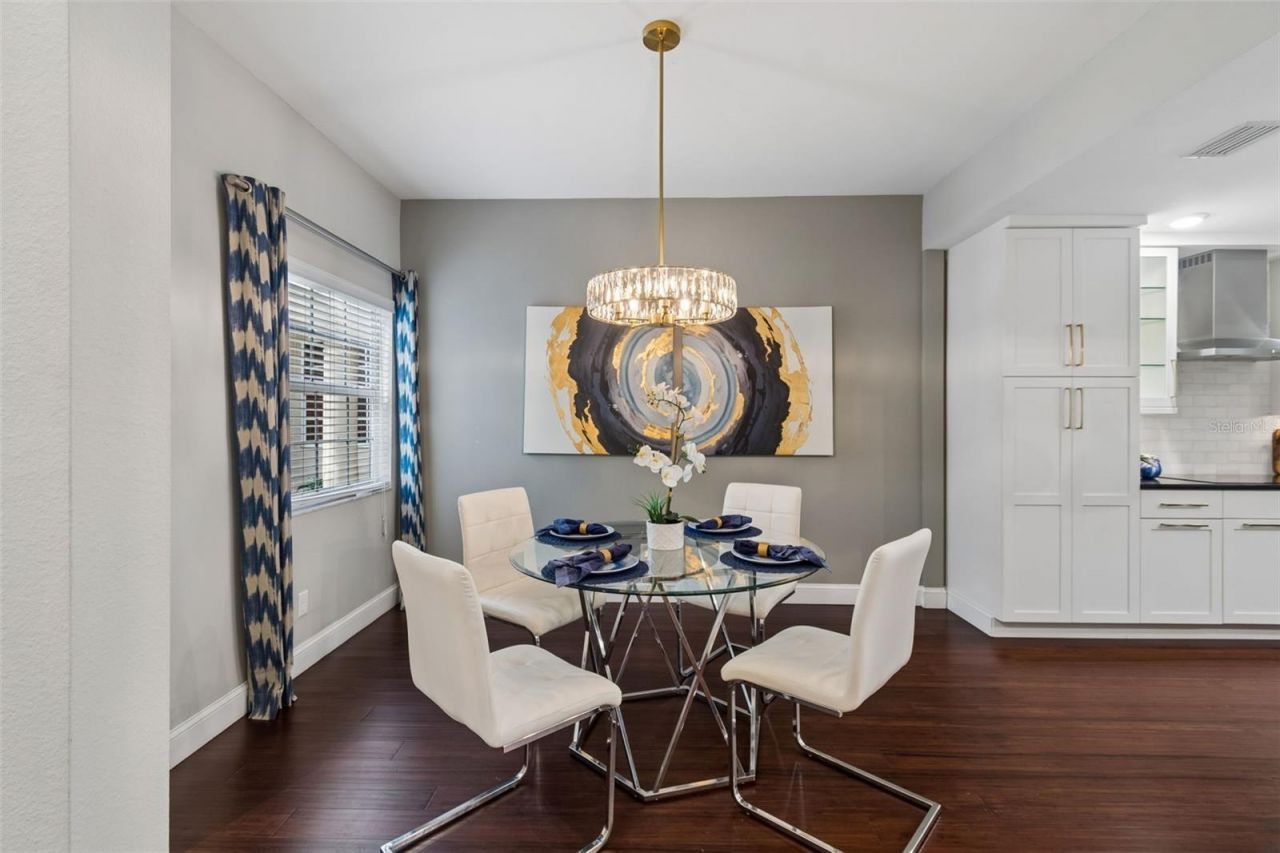460 Date Palm Court Ne, Saint Petersburg, FL 33703 Photo