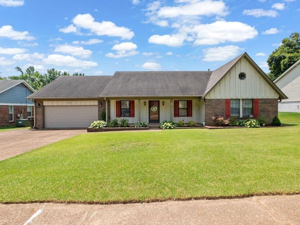 6119 KEVIN DR, Bartlett, TN 38135
