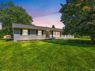 9200 Hickory Ridge Road, Rose Twp, MI 48442