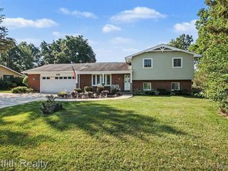 578 E Coon Lake Road