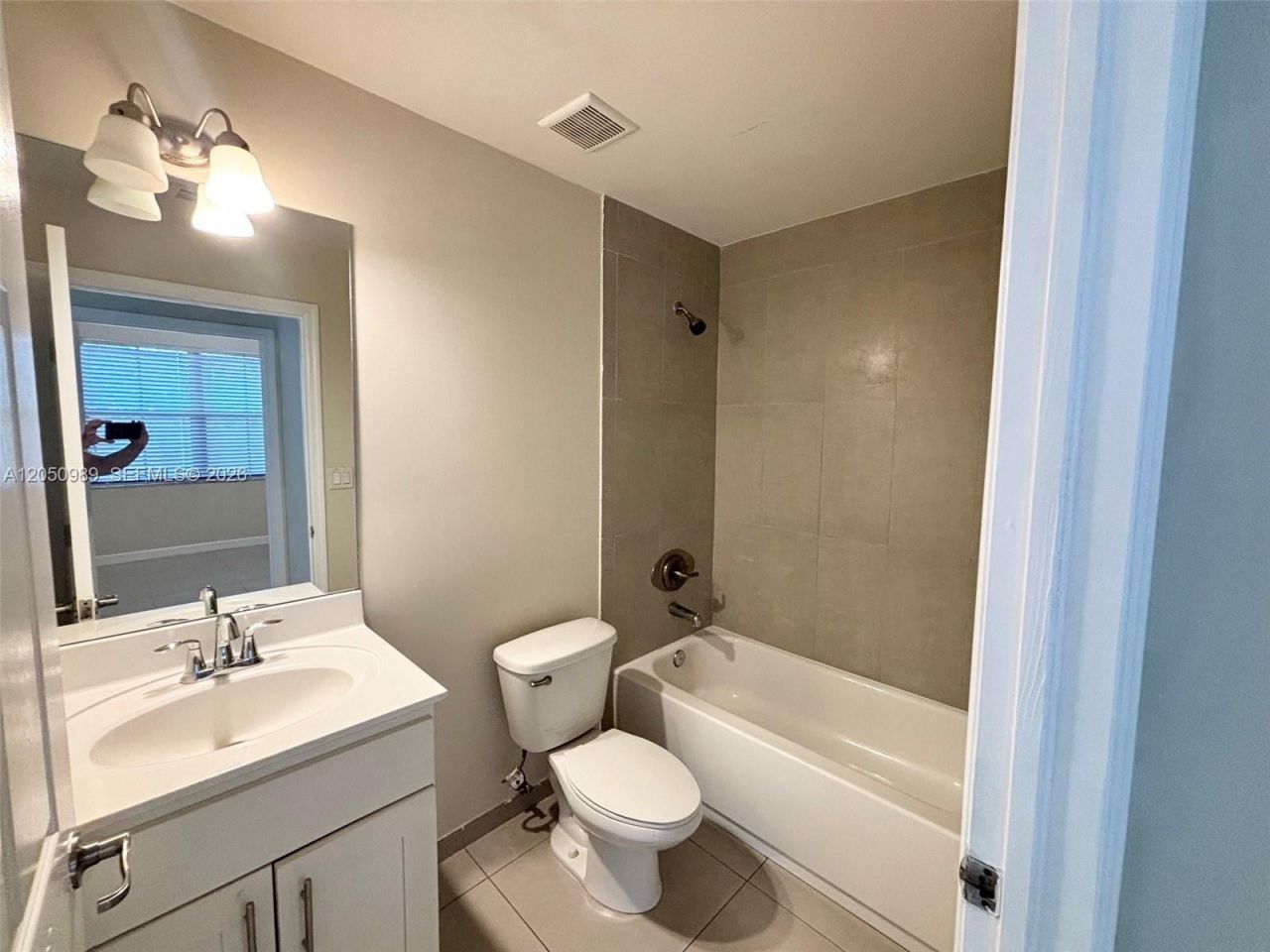 10445 NW 61 Ln, Unit 10445, Doral, FL 33178 Photo