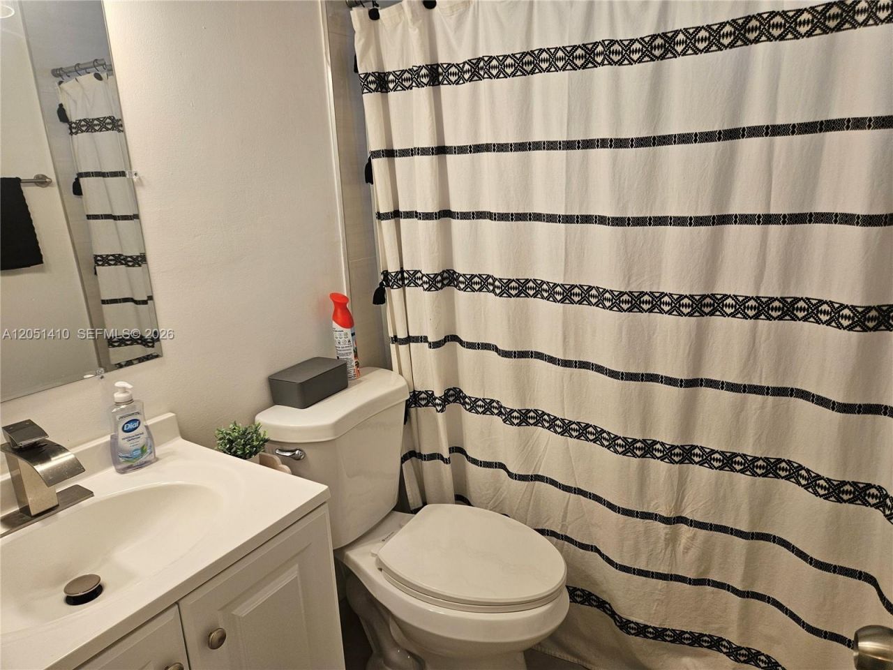 9415 SW 38th St, Miami, FL 33165 Photo