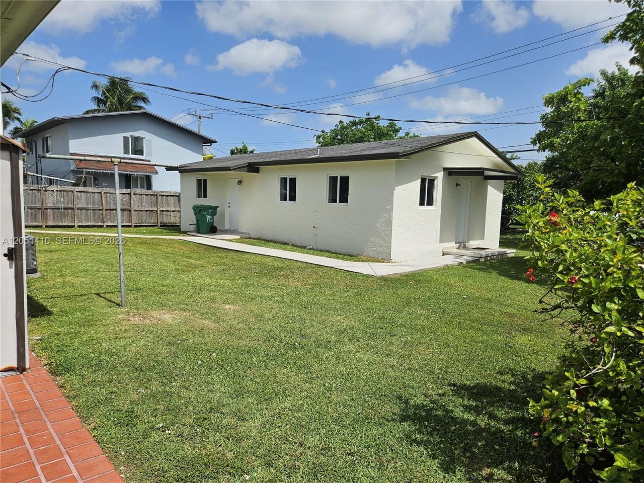 9415 SW 38th St, Miami, FL 33165 Photo