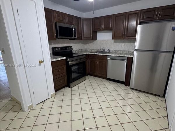 2061 NW 47th Ter , Unit 111, Lauderhill, FL 33313