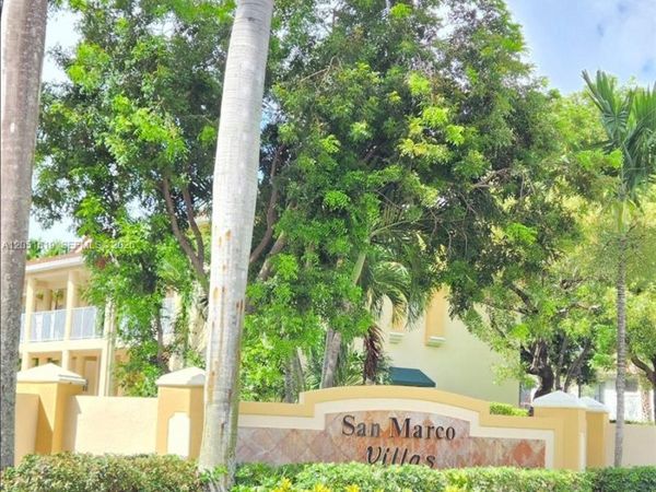 6900 NW 179 ST , Unit 106-1, Hialeah, FL 33015