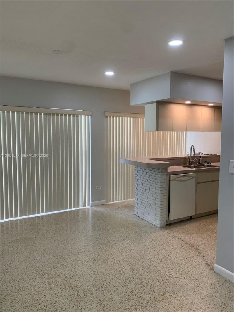 1820 SW 98th Ct , Unit N/A, Miami, FL 33165 Photo